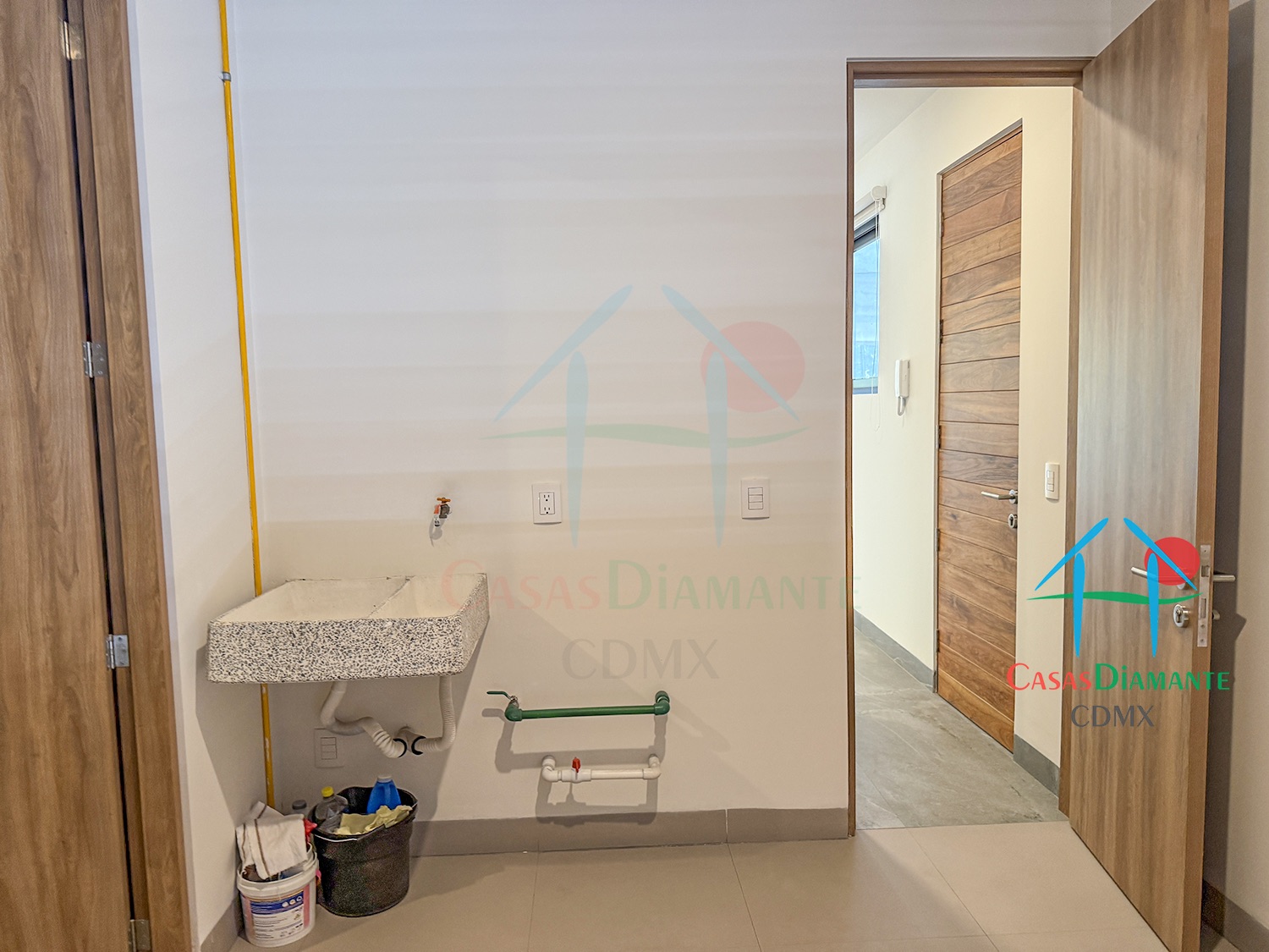 Las Aguilas Ursus BJB - Lavandería 3